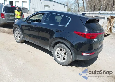 2019 Kia Sportage Lx z USA, uszkodzony, nr VIN KNDPMCAC4K7606263